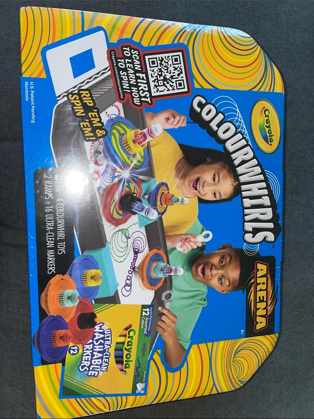 Crayola ColourWhirls Arena Kids Toy - Colorful Spin Art Set